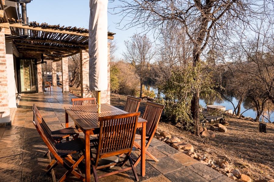 8 Bedroom Property for Sale in Potchefstroom Rural North West